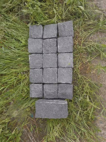 Chinese Flamed/Naturalsplit Fudingblack Basalt Floor/Flooring/Paving/Paver/Cube Stone for Outside/Landscaping/Carparking/Garden Decoration